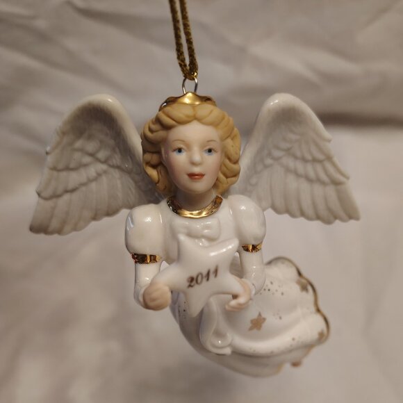 LENOX American By Design 2011 Midnight Star Angel Ornament - Picture 1 of 7